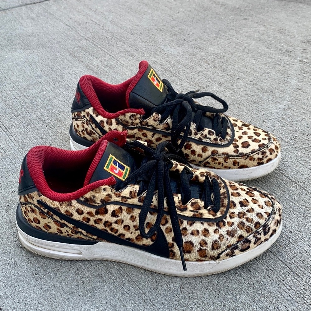 Nike Leopard print shoes size 8